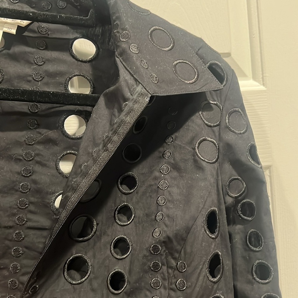 Fun black zip front jacket - Picture 2 of 5